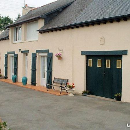 Chambres D'Hotes Regine La Gouesnière Esterno foto